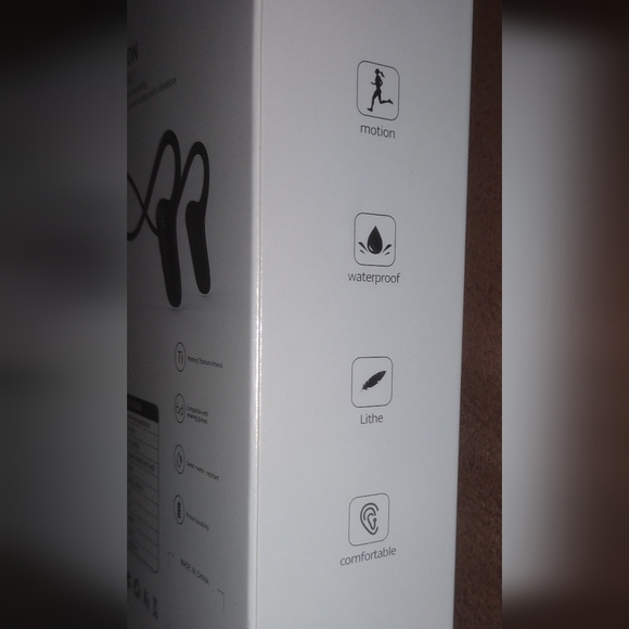New In Box!! Waterproof Bone Conduction Wireless Headset - Picture 6 of 7